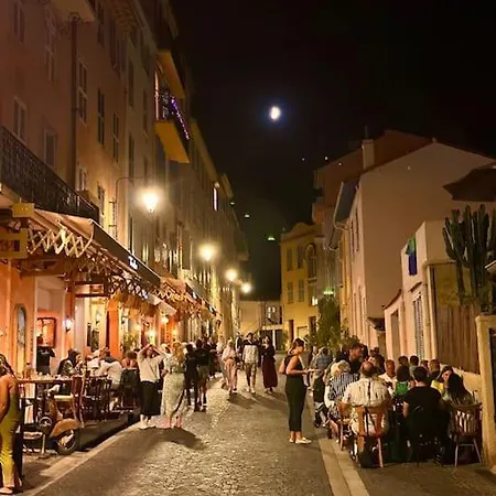 Location In Cannes! Just Renovated! 아파트 *